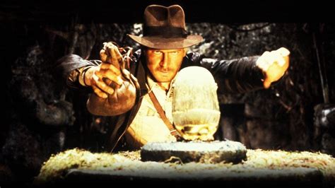 Raiders of the Lost Ark! A Quest for Ancient Artifacts and Swashbuckling Adventure